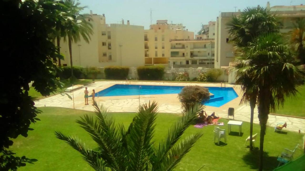 Charming Studio Nerja With Pool 外观 照片