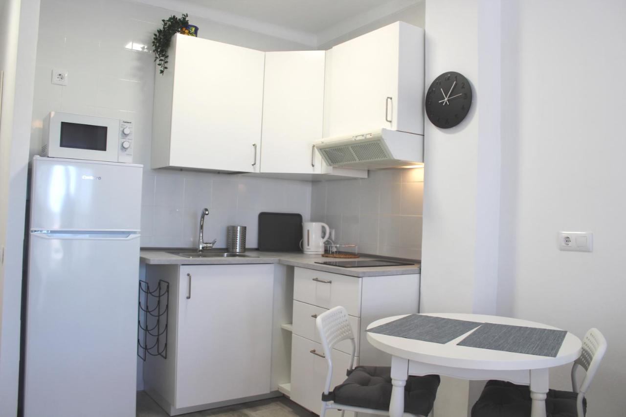 Charming Studio Nerja With Pool 外观 照片